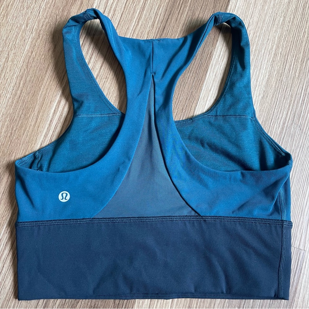 Lululemon sports bra top